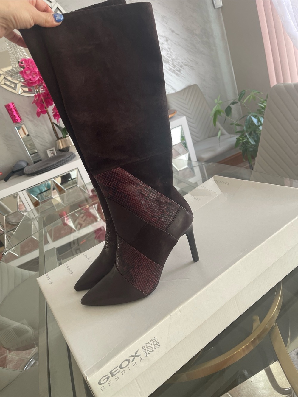 BNWB Geox Respira Boots women Leather/Suede Size US 7 - EUR 38